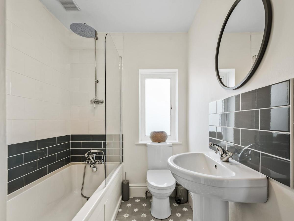 Pass The Keys Appletree Cottage - A Chic Seaside Home And Garden Whitstable Luaran gambar